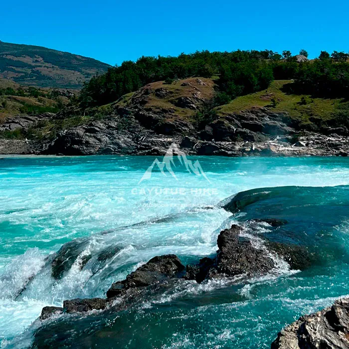 Confluencia de los ríos Baker Y Rio Neff